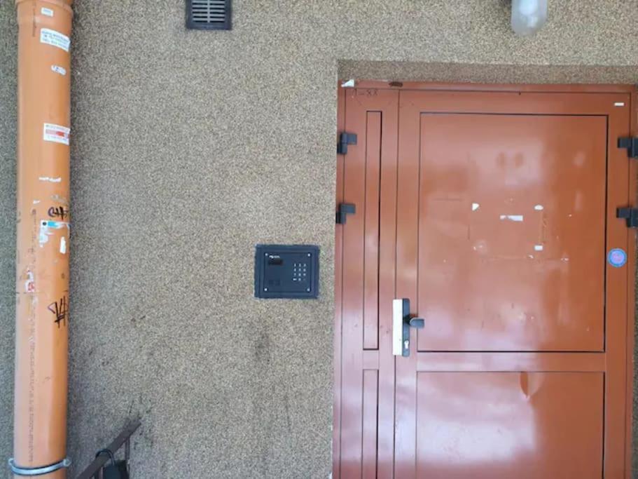 Apartment Centrumtwardastreetcentralstation 10min Wi-fi 1,2gb Sek *